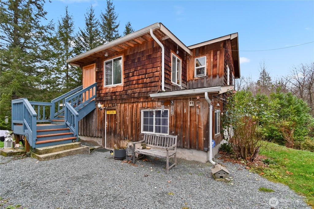 Photo of 41557 Cape Horn Drive, Concrete, WA 98237 (MLS # 2483326)