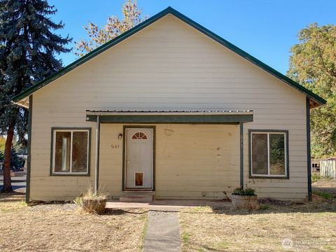 Photo of 611 N Front Street, Dayton, WA 99328 (MLS # 2447806)
