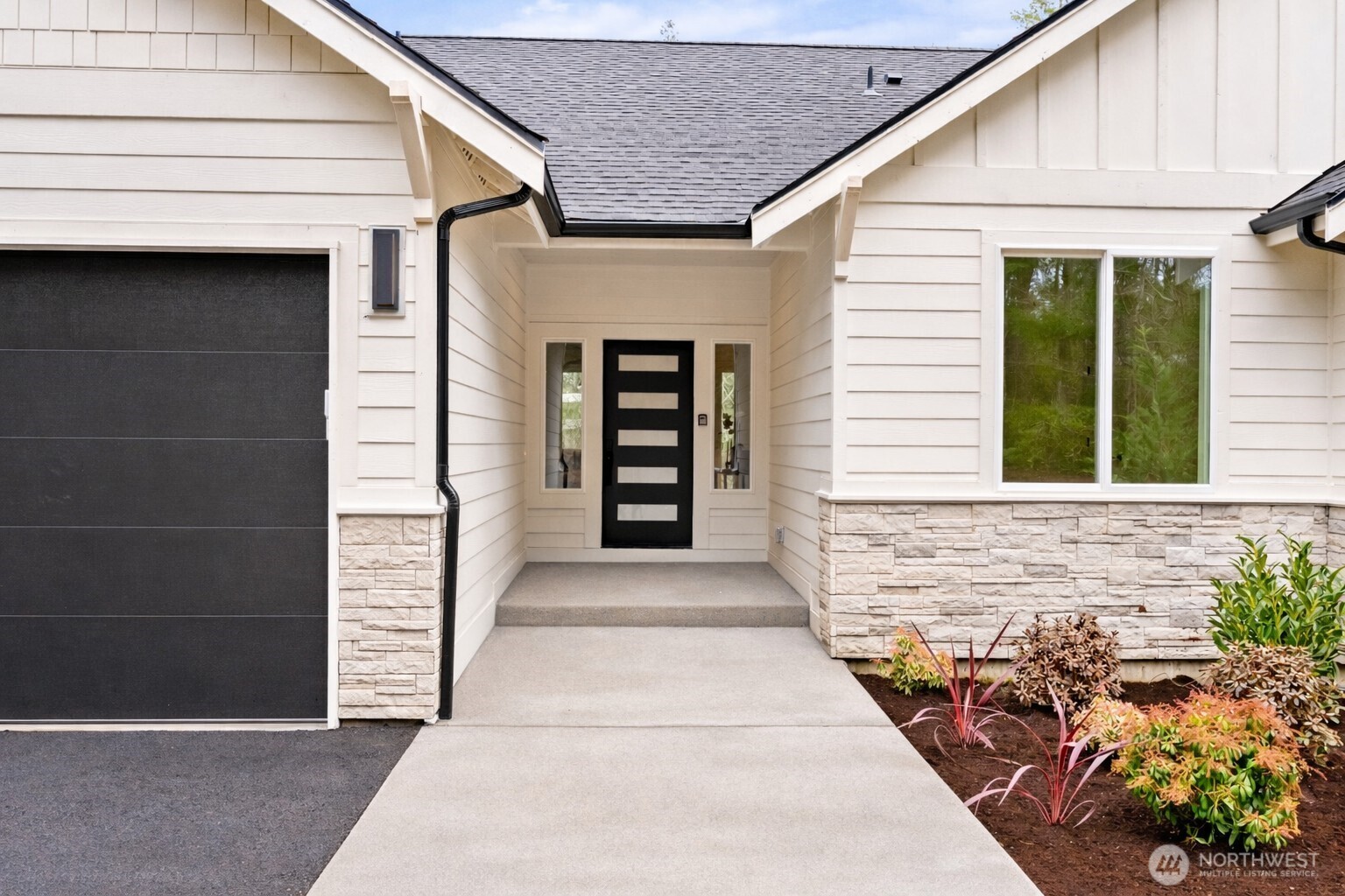 13920 130th Avenue NW