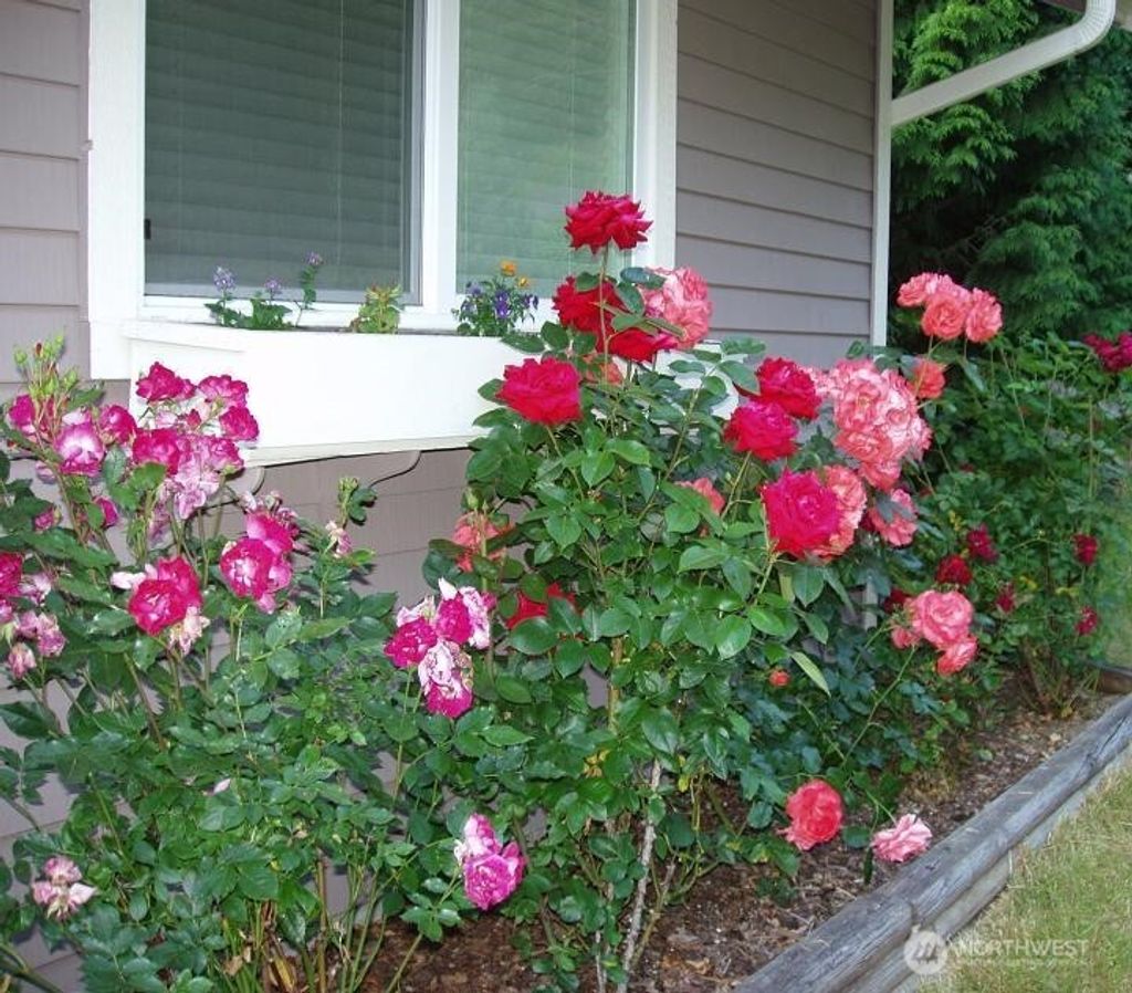 Photo of 23601 71st Drive SE, Woodinville, WA 98072 (MLS # 2488976)