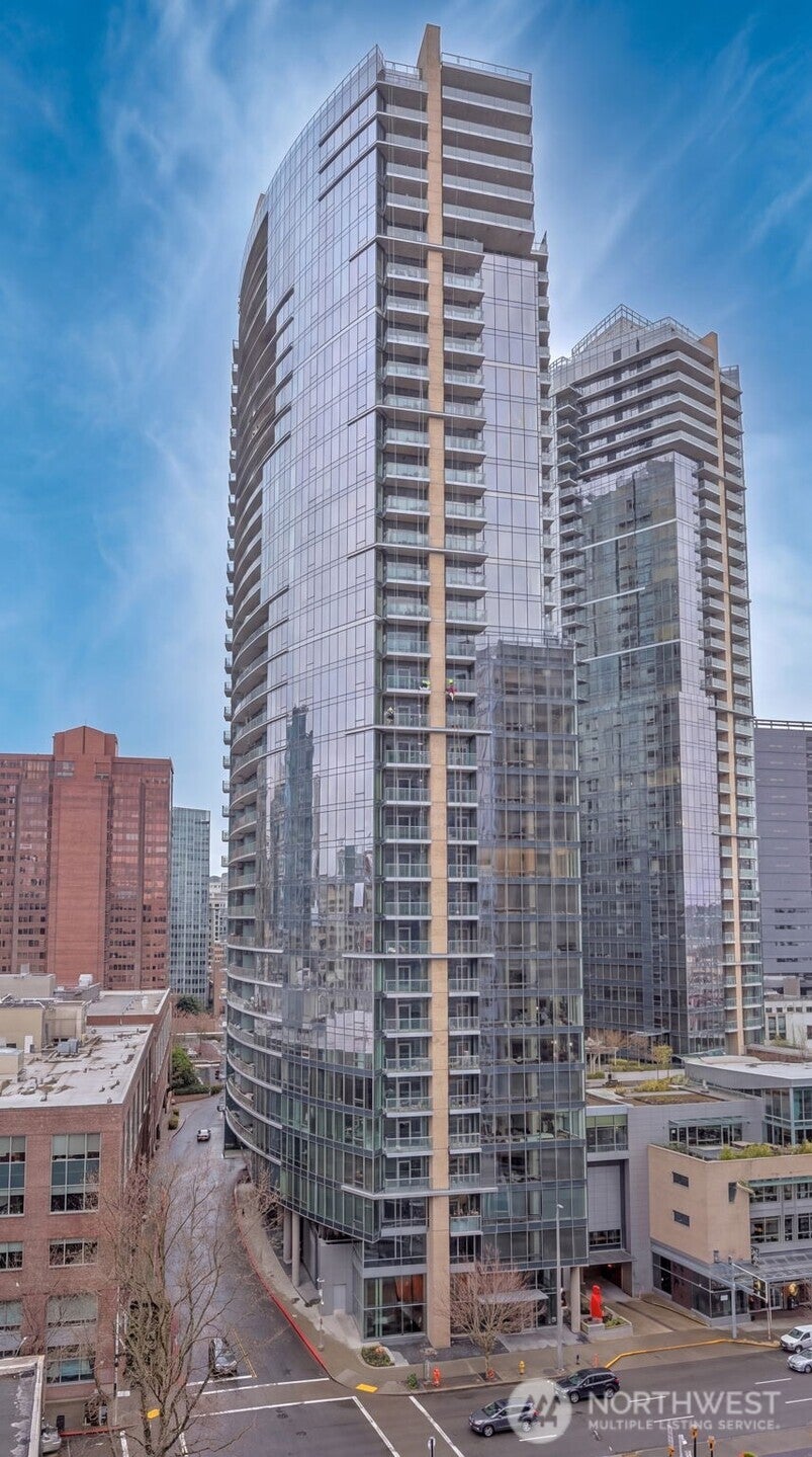 500 106th Avenue NE 1501