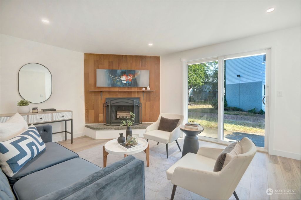 Photo of 1840 Central Place S #E51, Kent, WA 98030 (MLS # 2279370)