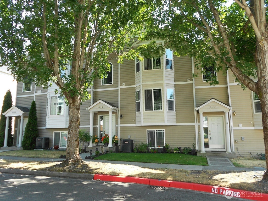 Photo of 8433 13th Ave AVE SE, Olympia, WA 98513 (MLS # 2590613)
