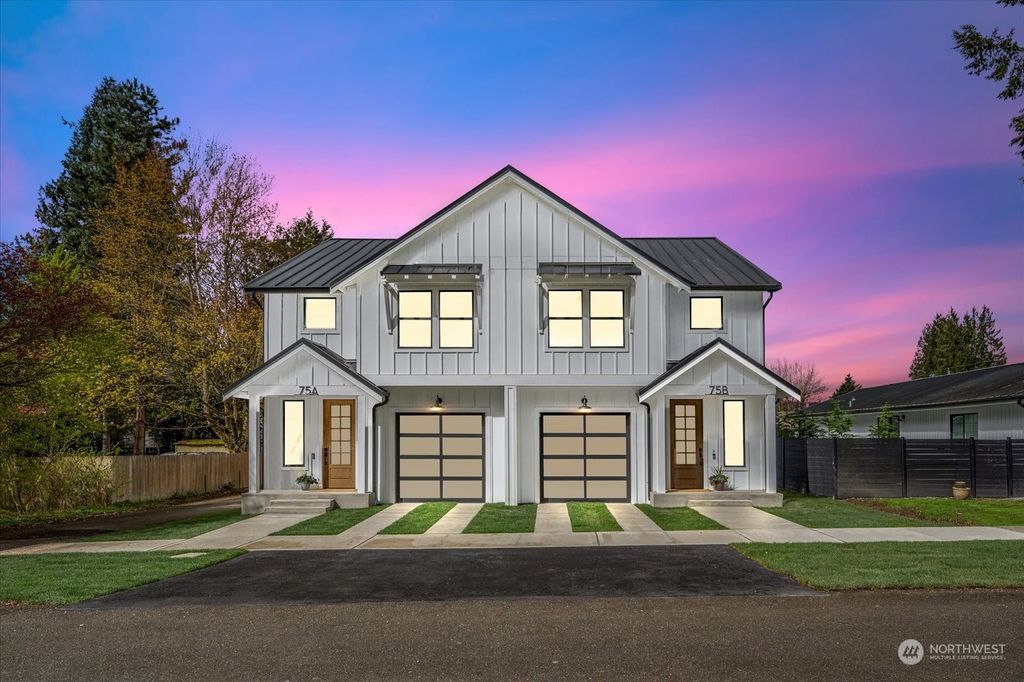 Photo of 75 5th Avenue NE #A, Issaquah, WA 98027 (MLS # 2241138)