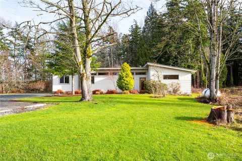 Photo of 4174 Pacific Hwy Hwy, Bellingham, WA 98226 (MLS # 2436177)
