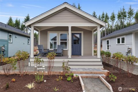 22 Bungalow Loop Pacific Beach WA 98571