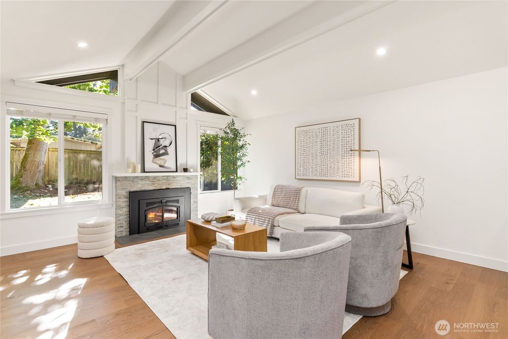 Photo of 9109 NE 141st Pl Pl, Kirkland, WA 98034 (MLS # 2442951)