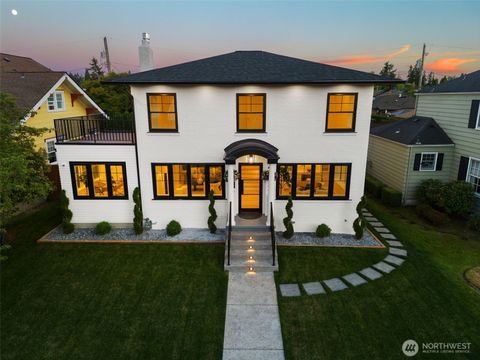 Photo of 4112 N 38th St, Tacoma, WA 98407 (MLS # 2519199)