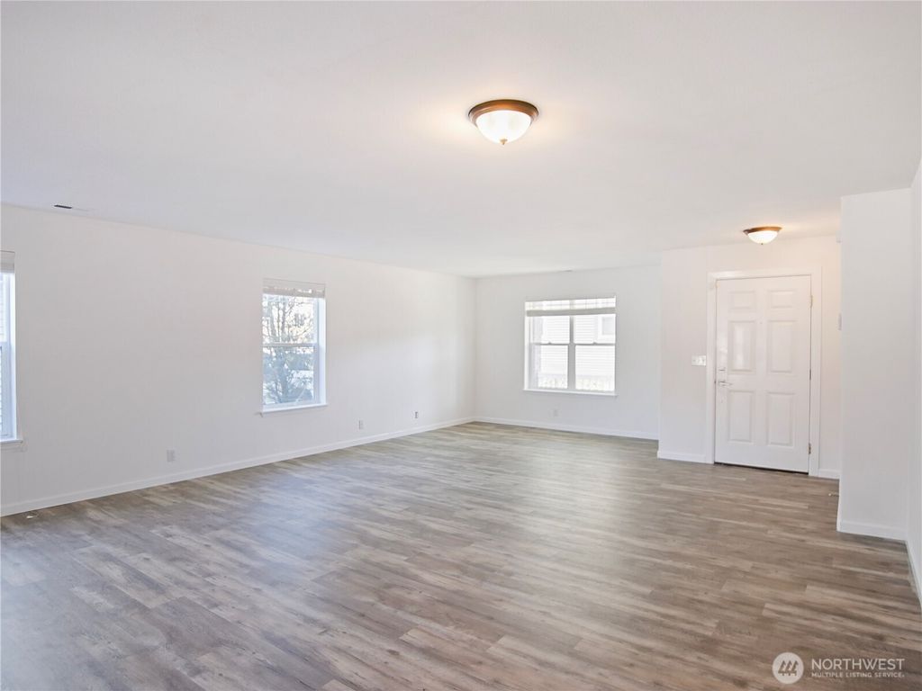 Photo of 12437 SE 297th Place, Auburn, WA 98092 (MLS # 2437752)