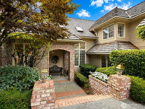 Photo of 13713 209th Avenue NE, Woodinville, WA 98077 (MLS # 2576811)