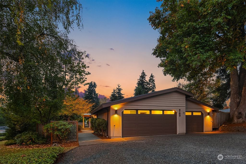 Photo of 6130 NE 197th Street, Kenmore, WA 98028 (MLS # 2302533)