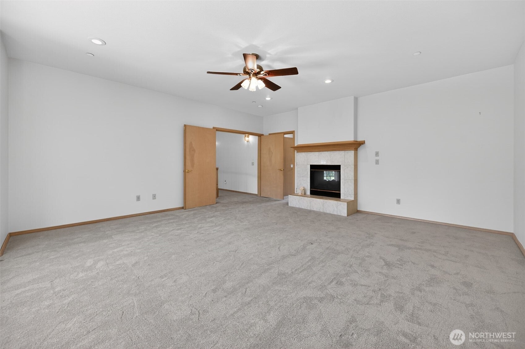 18432 W Lake Desire Drive SE