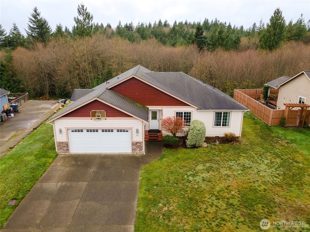 Photo of 93 McDonald Creek Lane, Elma, WA 98541 (MLS # 2457895)