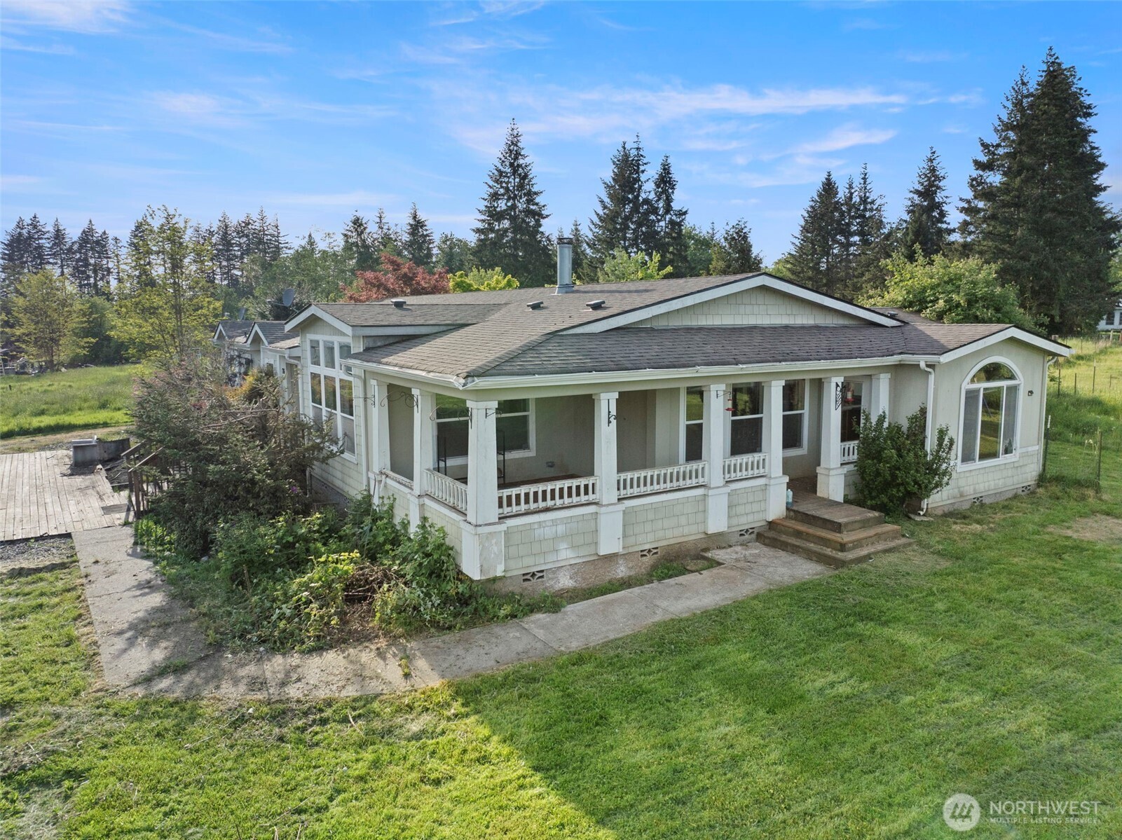 786 Frost Road
