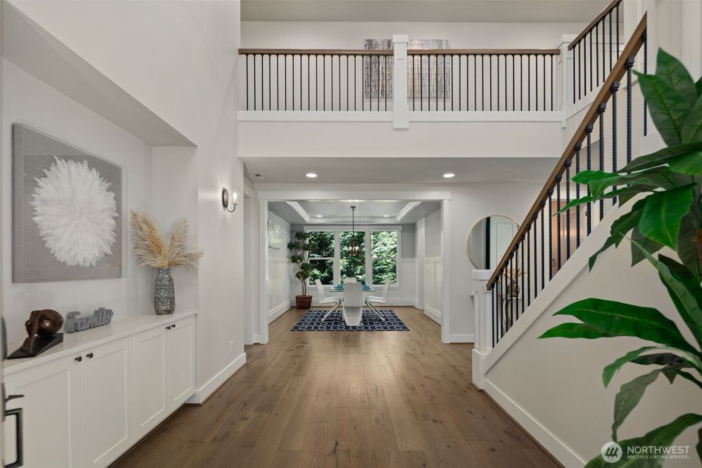 Photo of 15012 SE 45th Place, Bellevue, WA 98006 (MLS # 2383170)