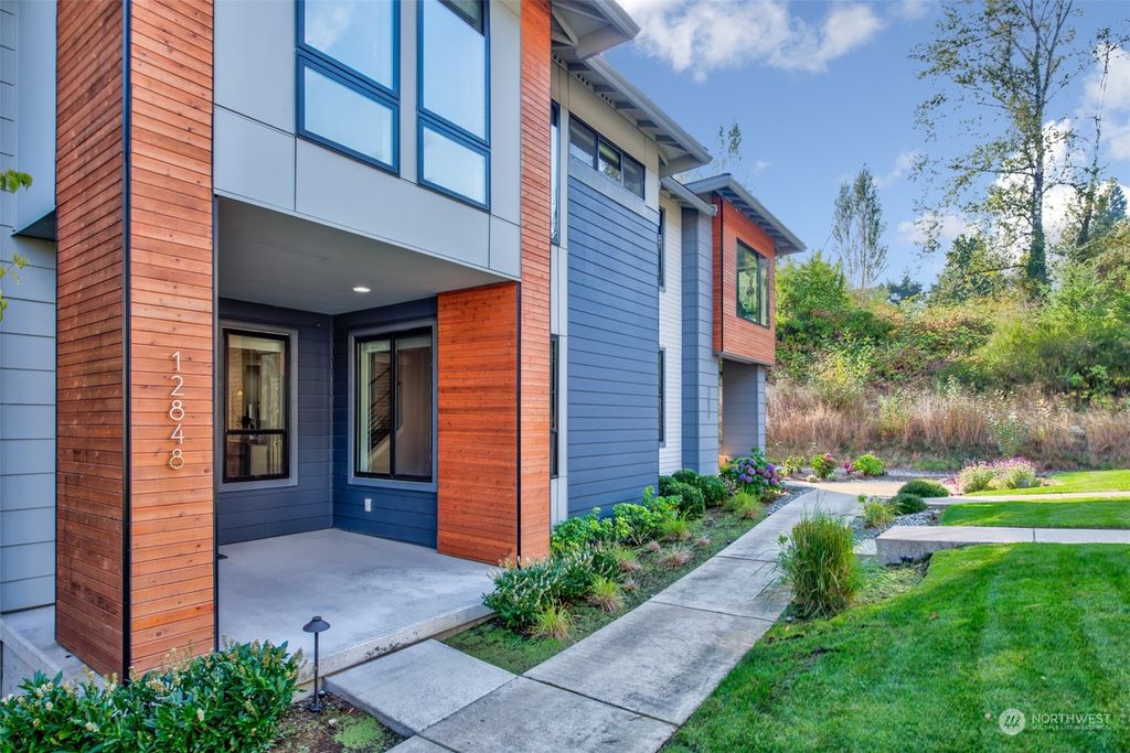 Photo of 12848 SE 75th Lane, Newcastle, WA 98056 (MLS # 1999481)
