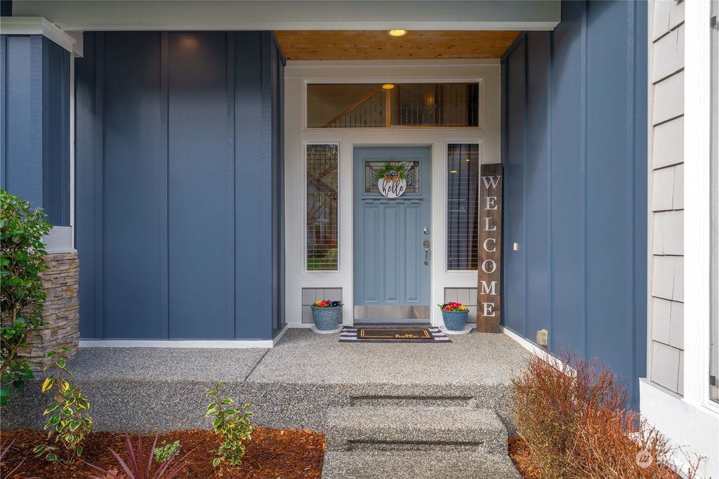 Photo of 20204 12th Avenue W, Lynnwood, WA 98036 (MLS # 2203548)