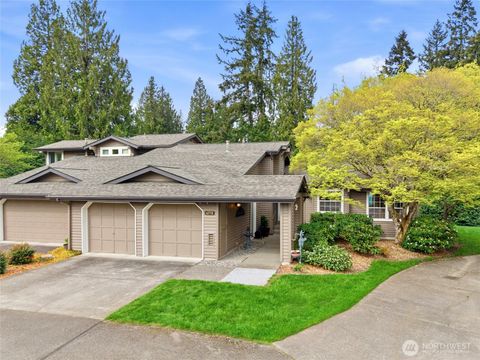 Photo of 6713 113th Place SE, Bellevue, WA 98006 (MLS # 2511586)