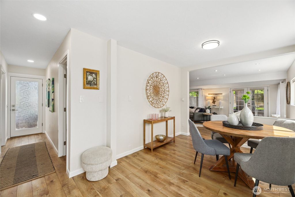 Photo of 4002 SW Webster Street, Seattle, WA 98136 (MLS # 2373359)