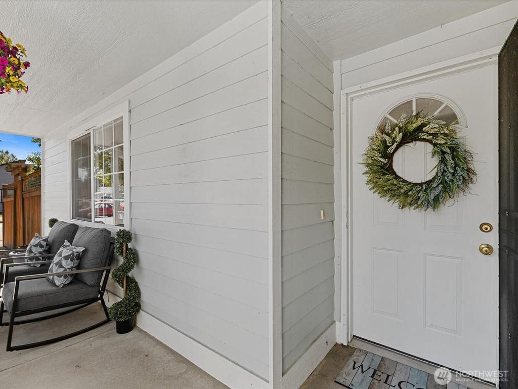 Photo of 19314 46th Avenue NE, Arlington, WA 98223 (MLS # 2572486)