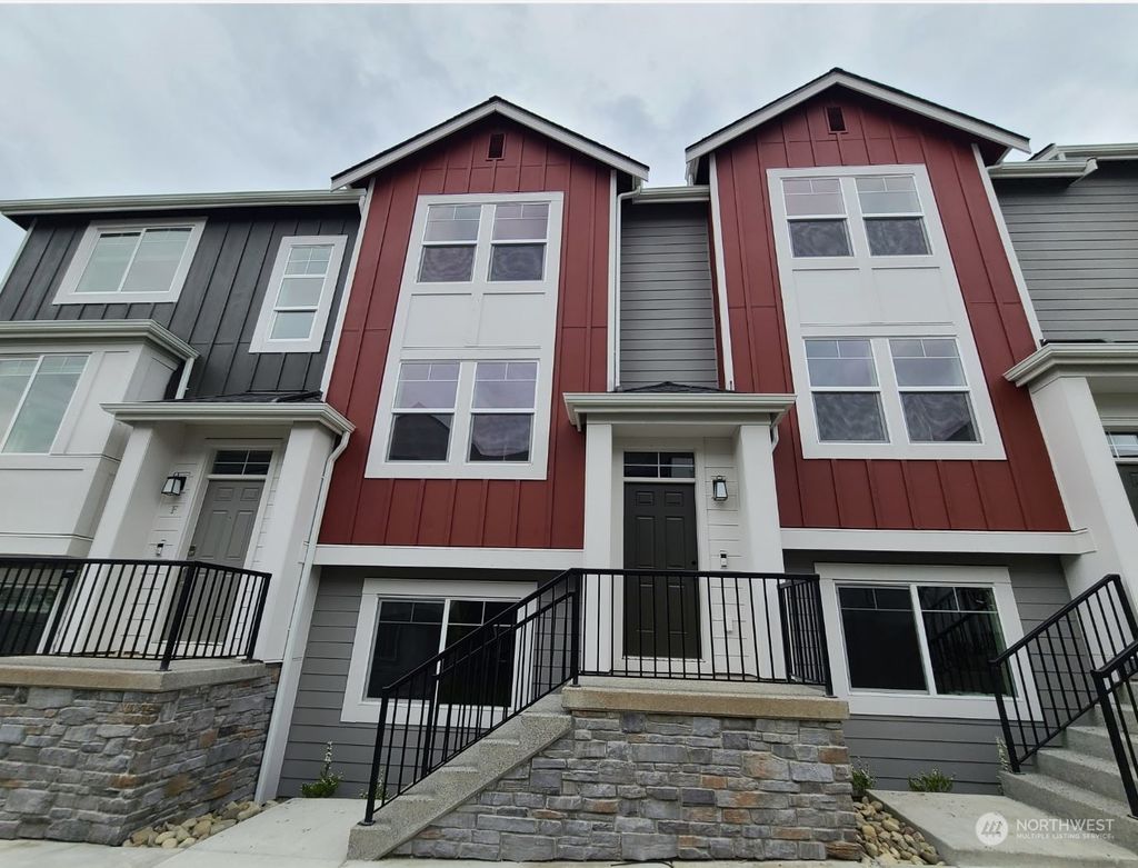 Photo of 12009 NE 193rd Lane #E, Bothell, WA 98011 (MLS # 2195708)