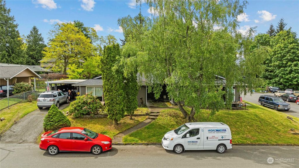 Photo of 318 Bedrock Drive, Everett, WA 98203 (MLS # 2263391)