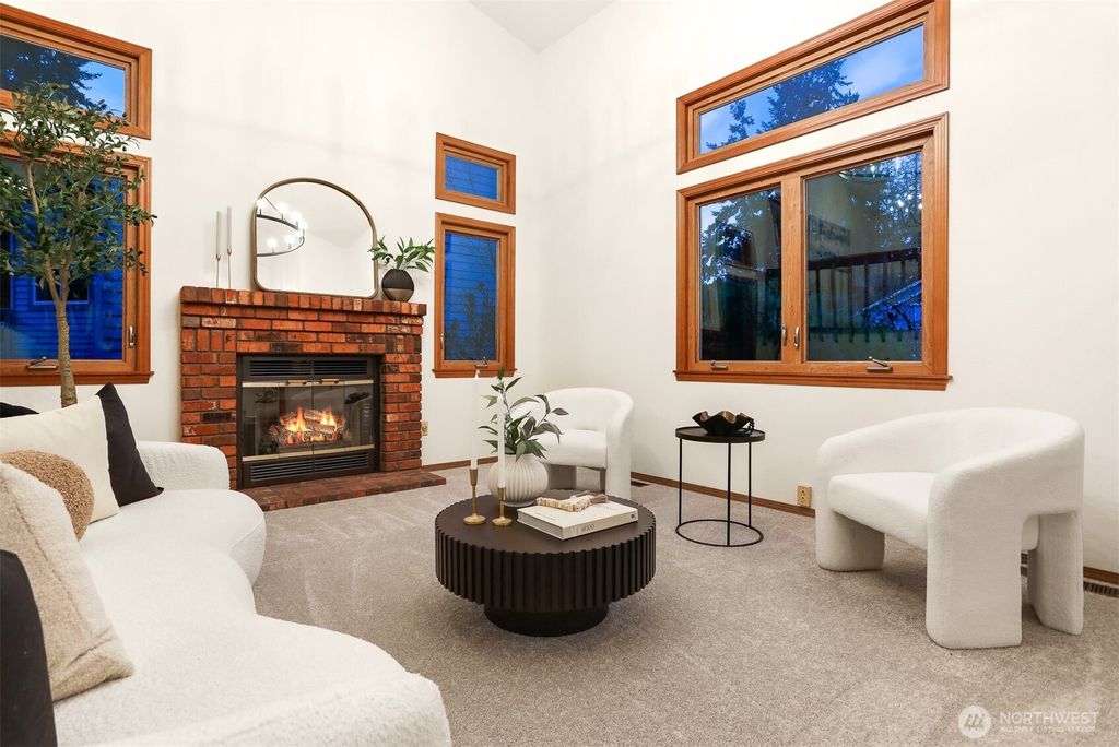 Photo of 5518 168th Place SW, Lynnwood, WA 98037 (MLS # 2459121)