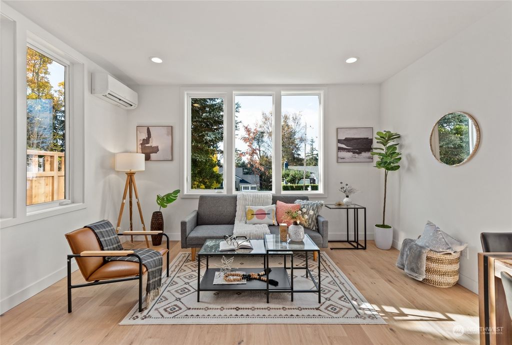 Photo of 6254 Vassar Avenue NE #3, Seattle, WA 98115 (MLS # 2013730)