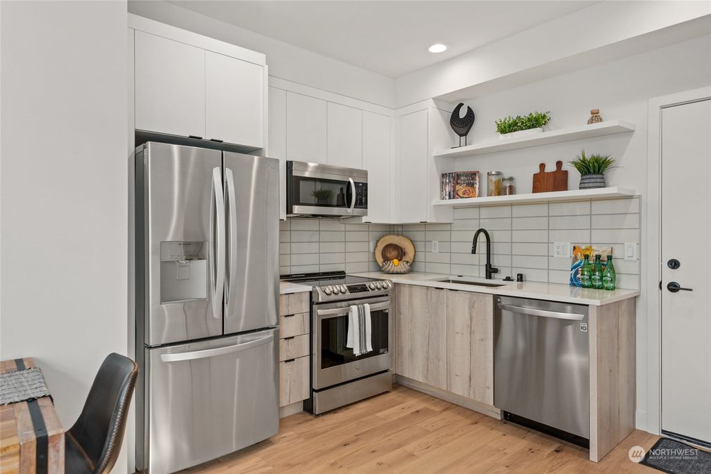 Photo of 6254 Vassar Avenue NE #3, Seattle, WA 98115 (MLS # 2013730)