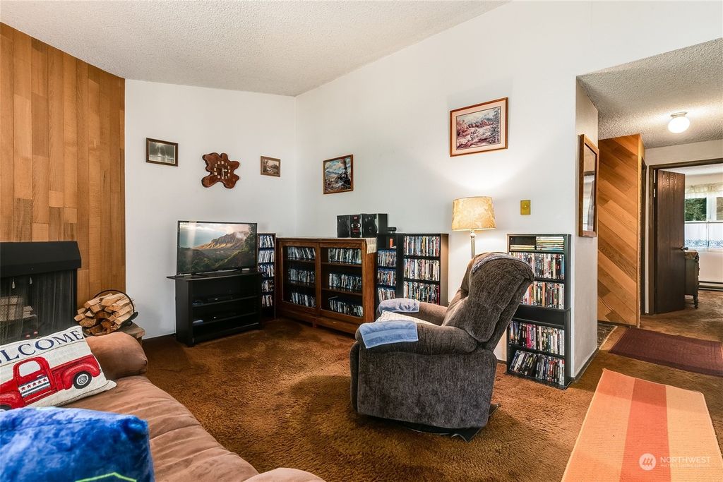 Photo of 1852 Central Place S #E50, Kent, WA 98030 (MLS # 2263439)
