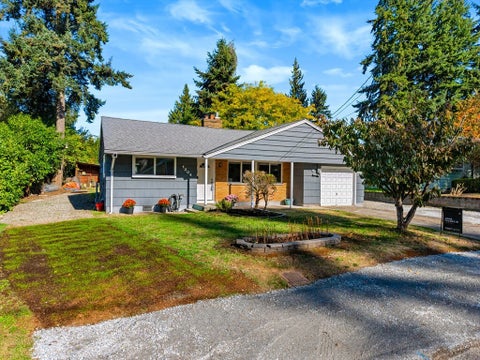 Photo of 1204 N 172nd Street, Shoreline, WA 98133 (MLS # 2594897)
