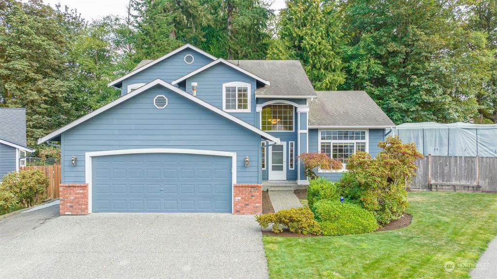 Photo of 12433 52nd Drive SE, Everett, WA 98208 (MLS # 1994872)
