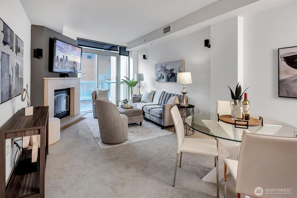 Photo of 10650 NE 9th Place #5208, Bellevue, WA 98004 (MLS # 2542364)
