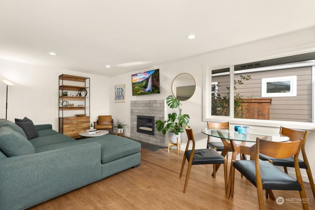 Photo of 4115 Fauntleroy Way SW, Seattle, WA 98126 (MLS # 2305595)