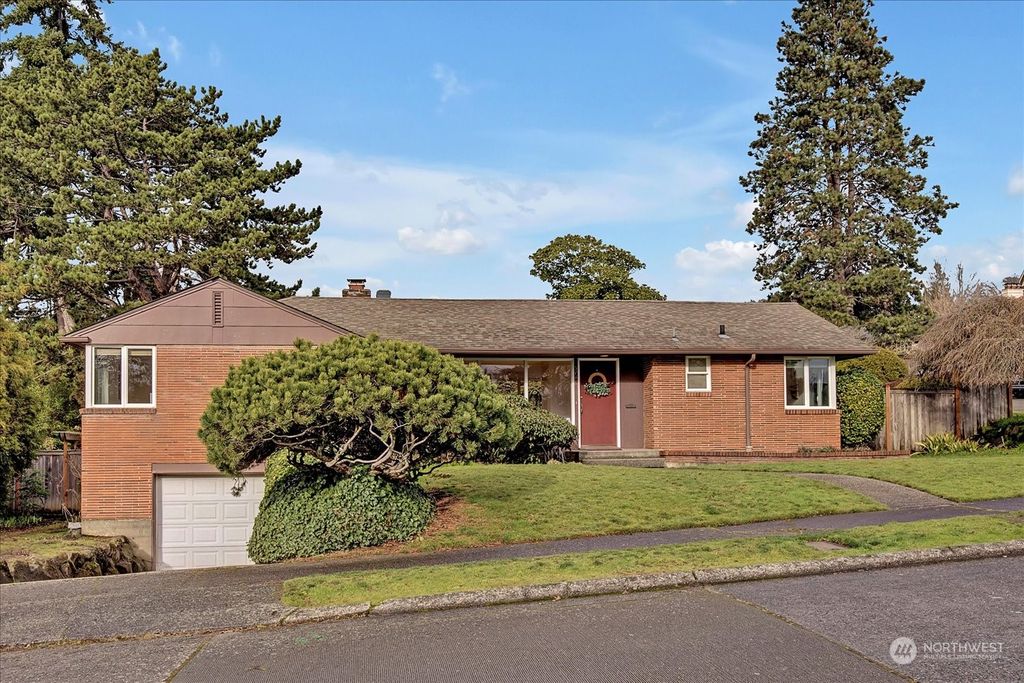 Photo of 5748 NE 56th Street, Seattle, WA 98105 (MLS # 2191873)