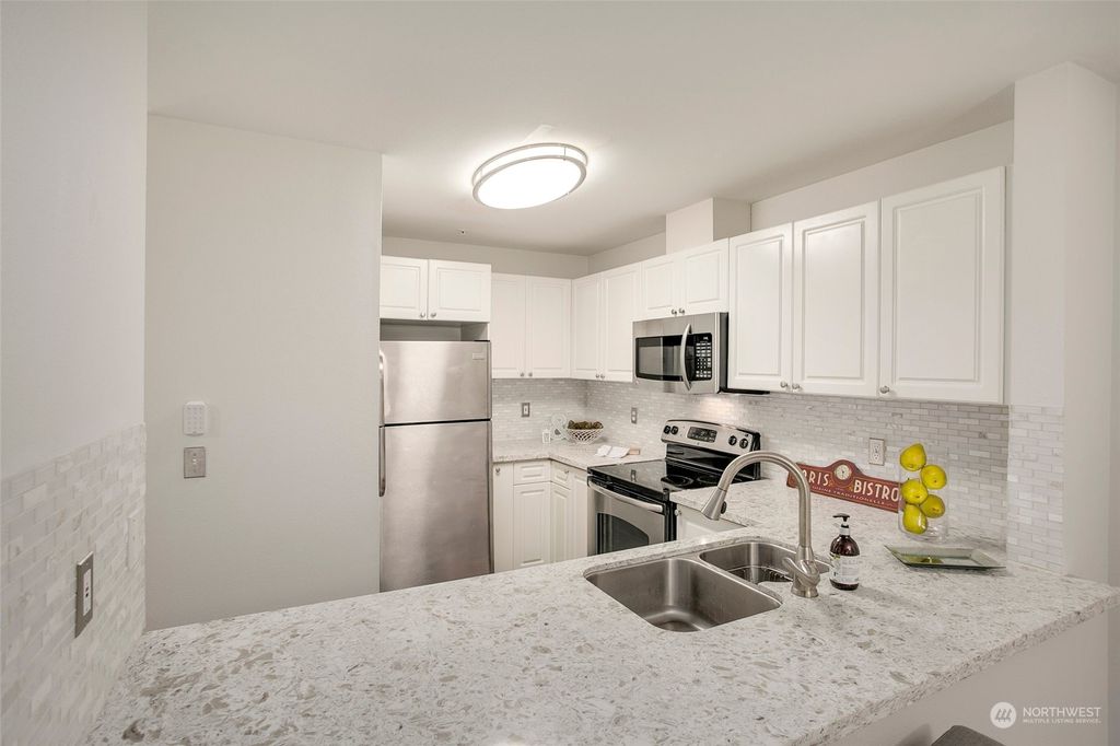 Photo of 18501 SE Newport Way #K143, Issaquah, WA 98027 (MLS # 1995586)