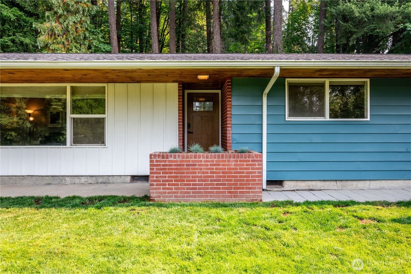 2315 Lynnwood Drive