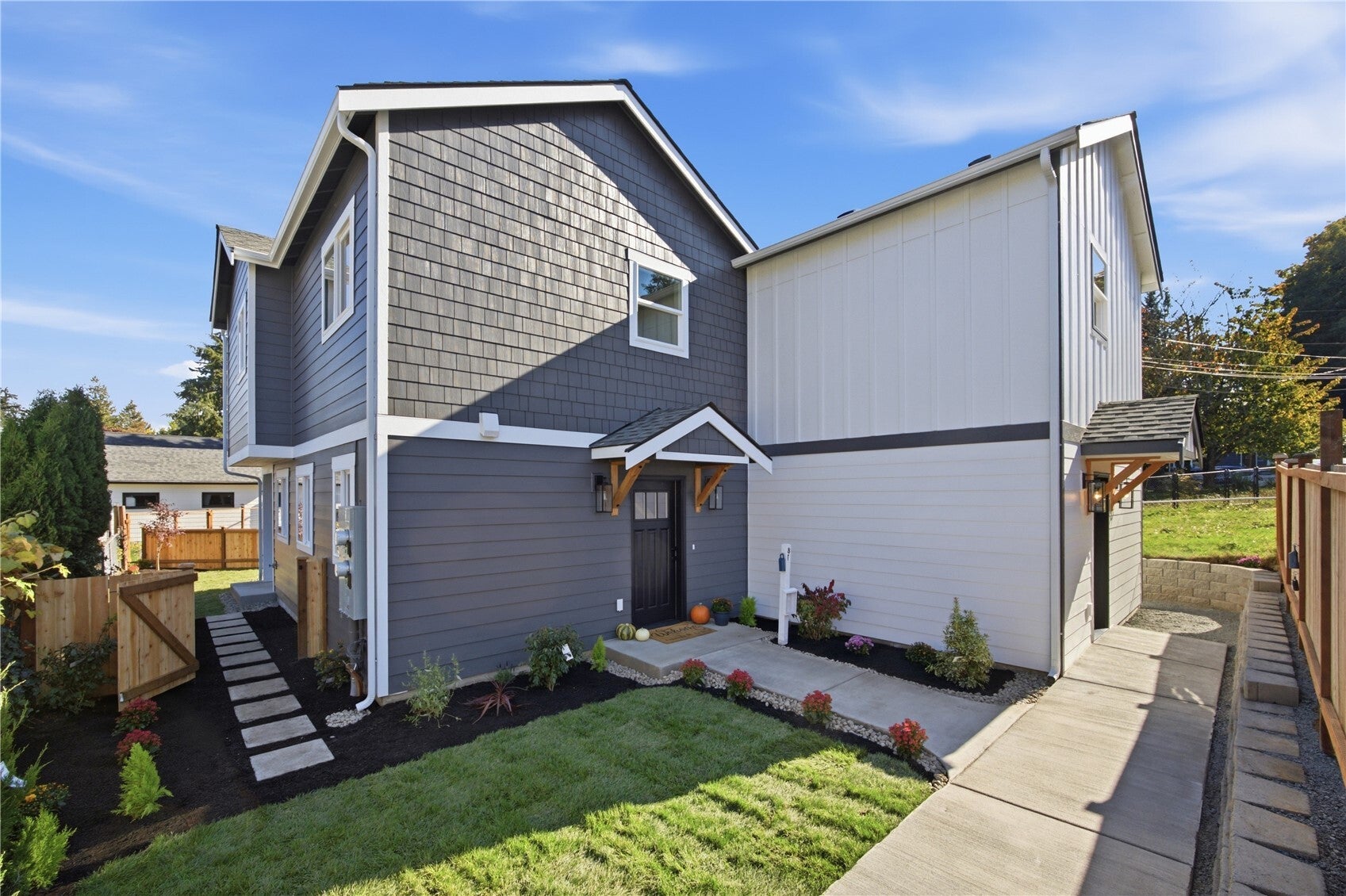6611 Commercial Avenue 2