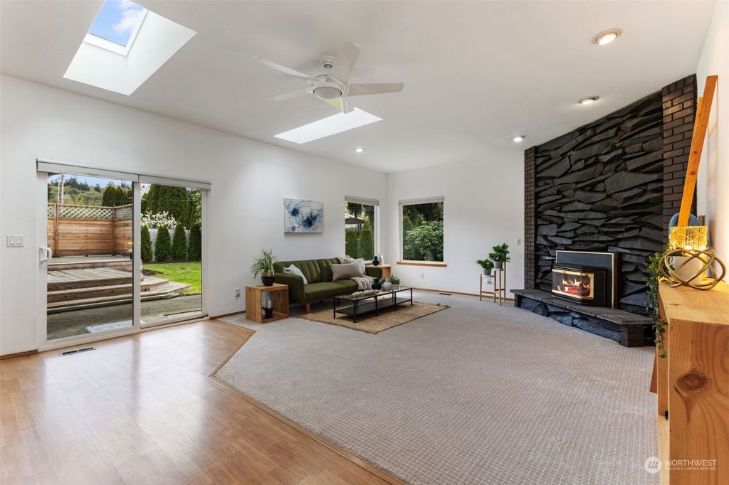 Photo of 15006 133rd Avenue, Renton, WA 98058 (MLS # 2224097)