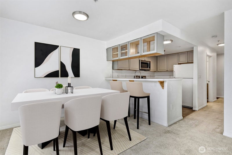 2805 NE 125th Street 204