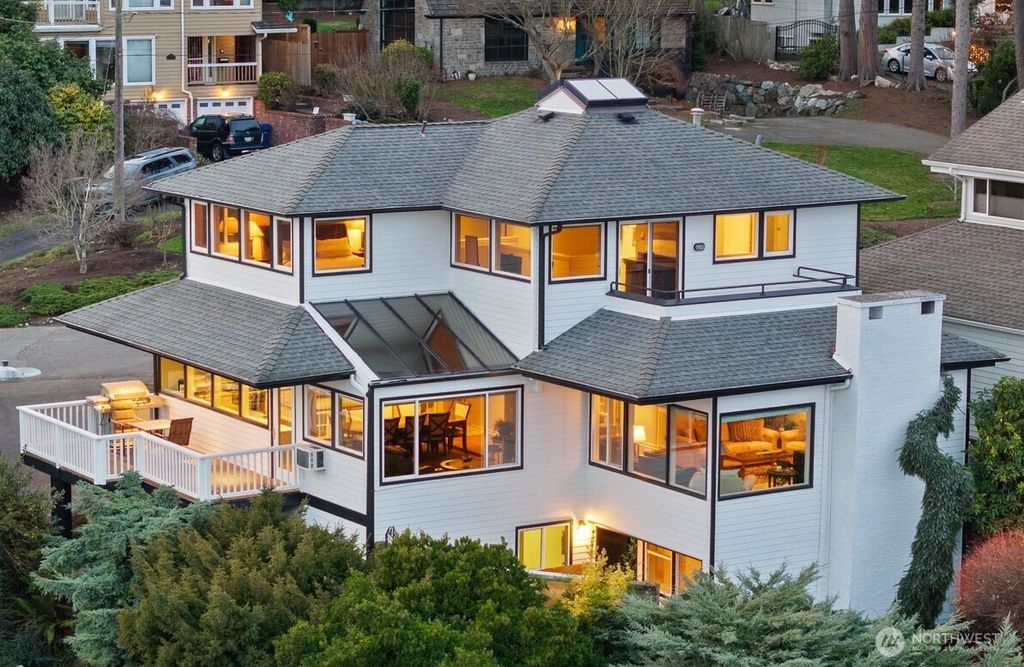 Photo of 1500 Magnolia Way W, Seattle, WA 98199 (MLS # 2459322)