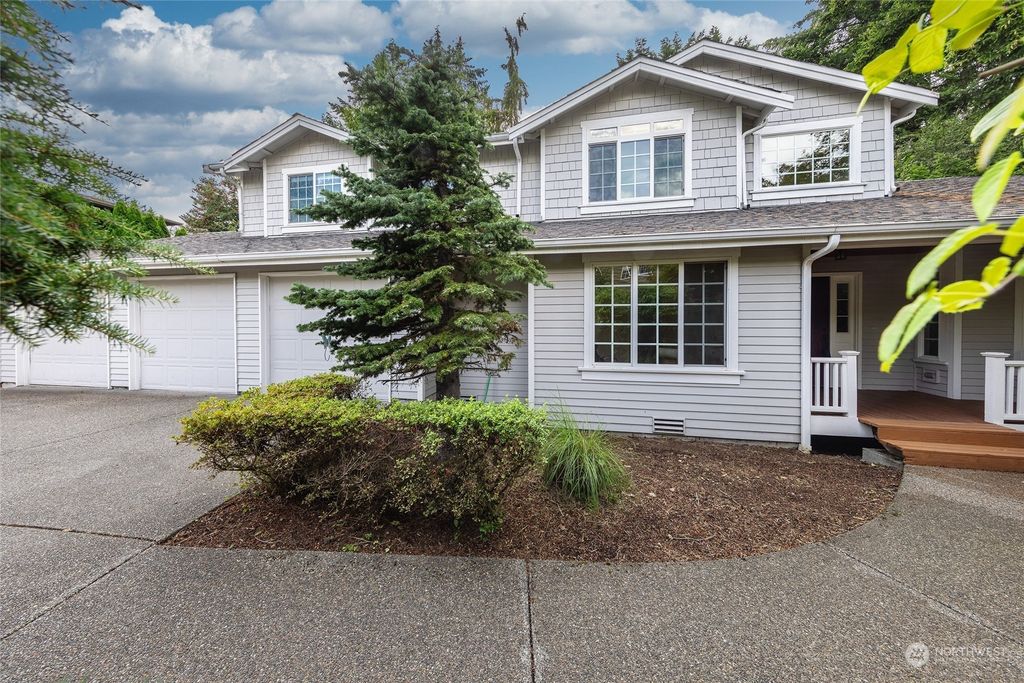 Photo of 5805 106th Avenue NE, Kirkland, WA 98033 (MLS # 2279826)