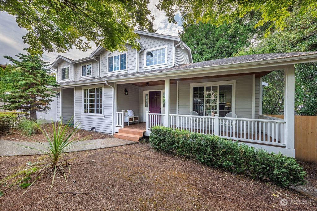 Photo of 5805 106th Avenue NE, Kirkland, WA 98033 (MLS # 2279826)