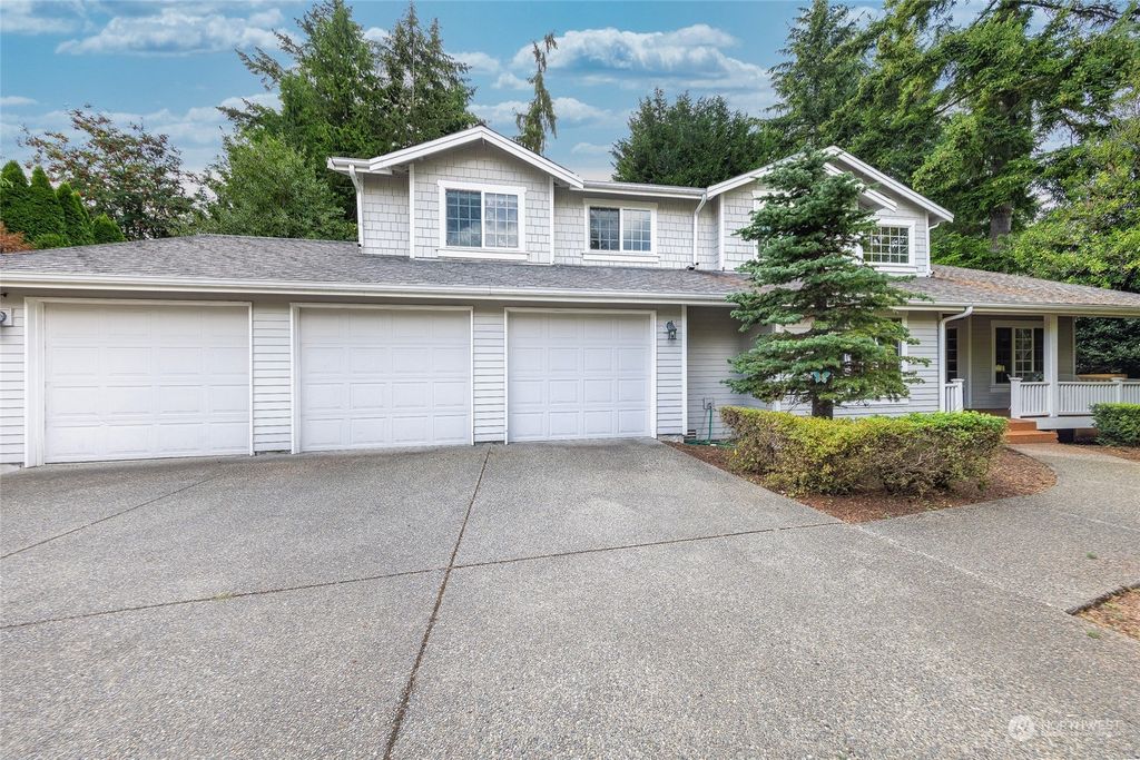 Photo of 5805 106th Avenue NE, Kirkland, WA 98033 (MLS # 2279826)
