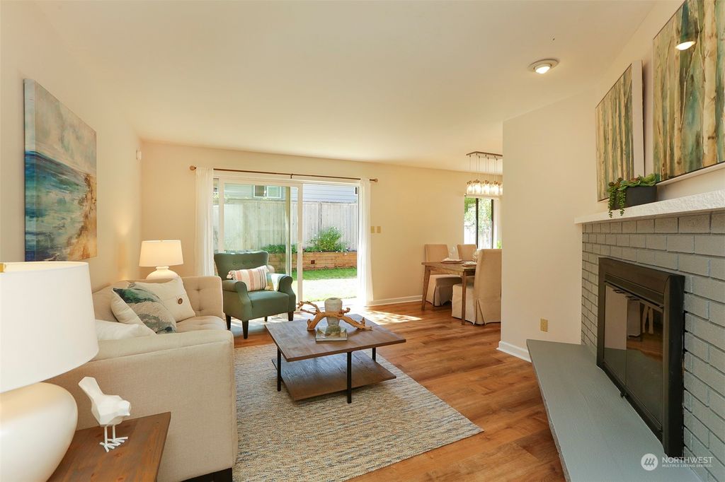 Photo of 9151 20th Avenue NE, Seattle, WA 98115 (MLS # 2272011)