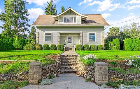 Photo of 607 E Front Street, Lynden, WA 98264 (MLS # 2449441) Photo of 607 E Front Street, Lynden, WA 98264 (MLS # 2449441)