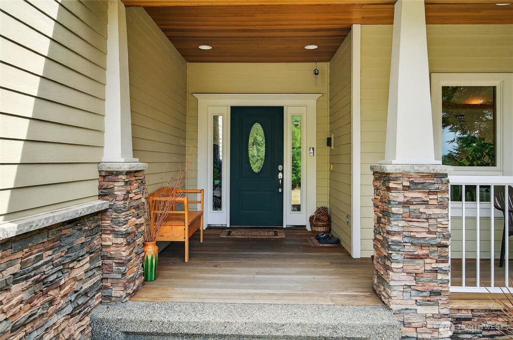 Photo of 18345 Osprey Court, Mount Vernon, WA 98274 (MLS # 2567181)
