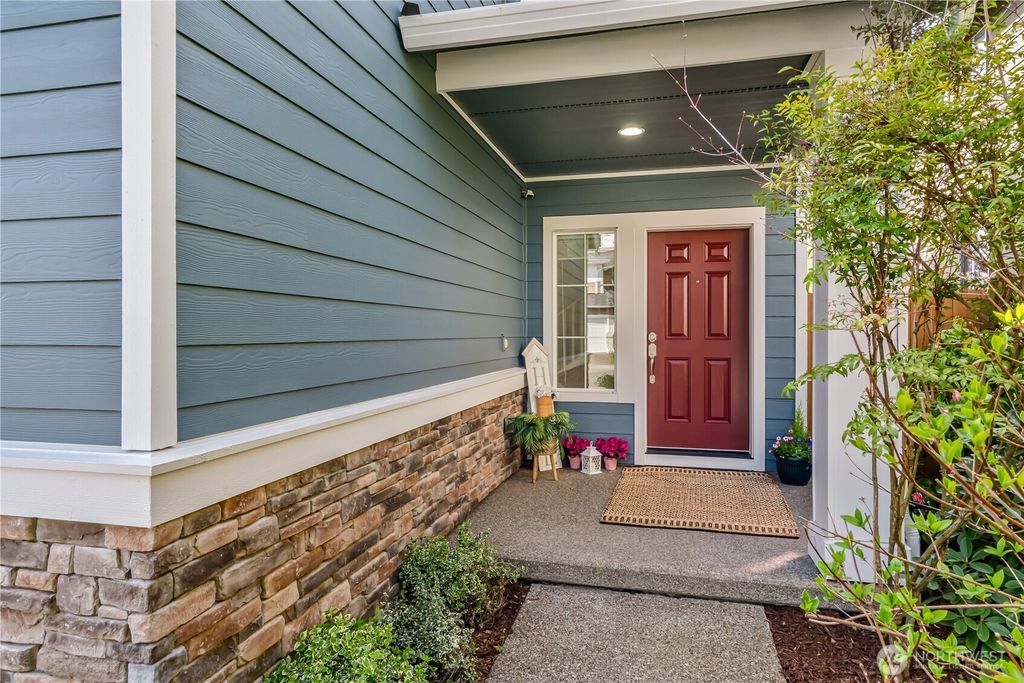 Photo of 17712 39th Drive SE, Bothell, WA 98012 (MLS # 2359519)