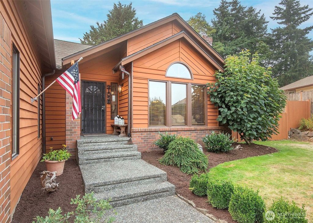 Photo of 21028 36th Place W, Lynnwood, WA 98036 (MLS # 2430027)