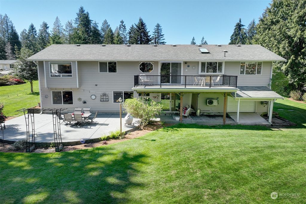 Photo of 3707 101st Avenue SE, Lake Stevens, WA 98258 (MLS # 2225901)